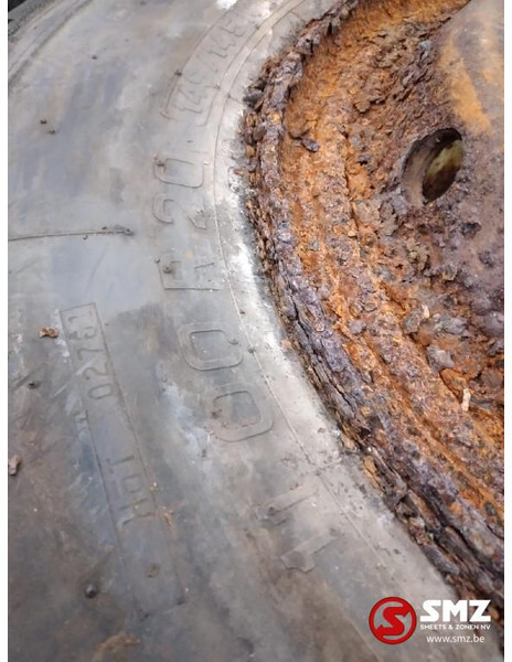 Pirelli Occ vrachtwagenband Pirelli Cinturato 11 00 R 20 - צמיג עבור משאית: תמונה 3 Pirelli Occ vrachtwagenband Pirelli Cinturato 11 00 R 20 - צמיג עבור משאית: תמונה 3