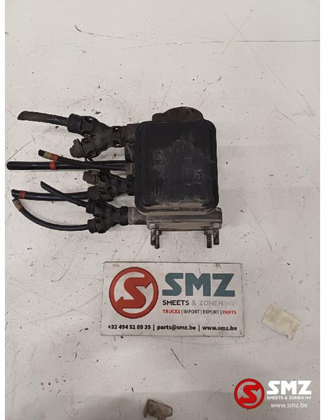 Renault Occ EBS aanhangwagenmodulator Renault - חלקי חילוף עבור משאית: תמונה 2 Renault Occ EBS aanhangwagenmodulator Renault - חלקי חילוף עבור משאית: תמונה 2