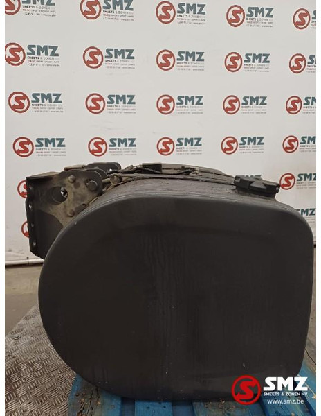 Renault Occ brandstoftank + brandstofniveausensor 315L Ren - מכל דלק עבור משאית: תמונה 4 Renault Occ brandstoftank + brandstofniveausensor 315L Ren - מכל דלק עבור משאית: תמונה 4