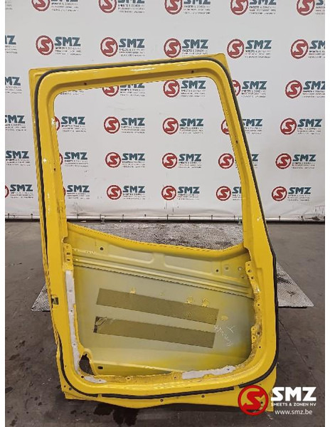 Renault Occ deur links Renault T - דלת וחלקים עבור משאית: תמונה 2 Renault Occ deur links Renault T - דלת וחלקים עבור משאית: תמונה 2