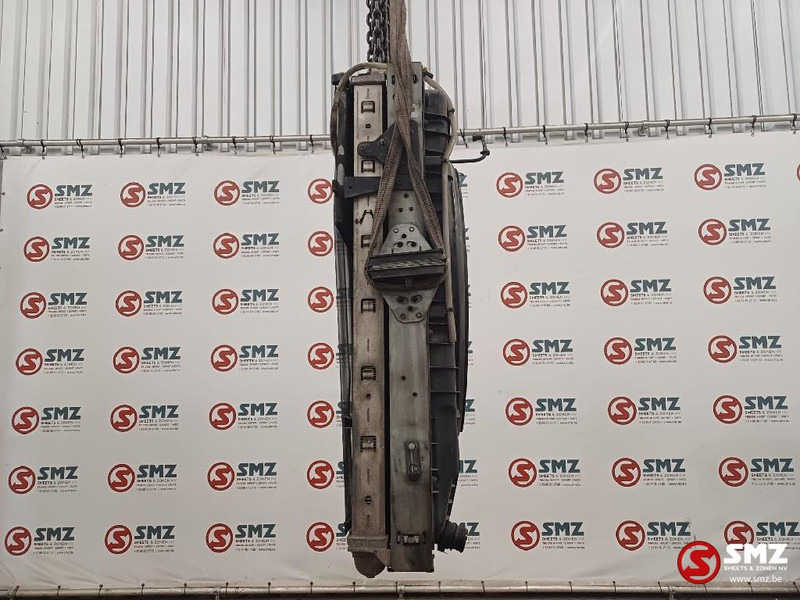 Renault Occ radiator Renault T - רדיאטור עבור משאית: תמונה 4 Renault Occ radiator Renault T - רדיאטור עבור משאית: תמונה 4