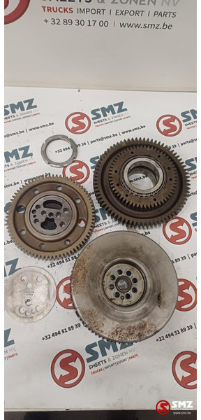 Renault Occ set van 3 tussentandwielen DXI11 Renault - מנוע וחלקים עבור משאית: תמונה 1 Renault Occ set van 3 tussentandwielen DXI11 Renault - מנוע וחלקים עבור משאית: תמונה 1