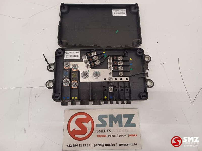 Renault Occ zekeringskast Renault - מערכת חשמל עבור משאית: תמונה 1 Renault Occ zekeringskast Renault - מערכת חשמל עבור משאית: תמונה 1