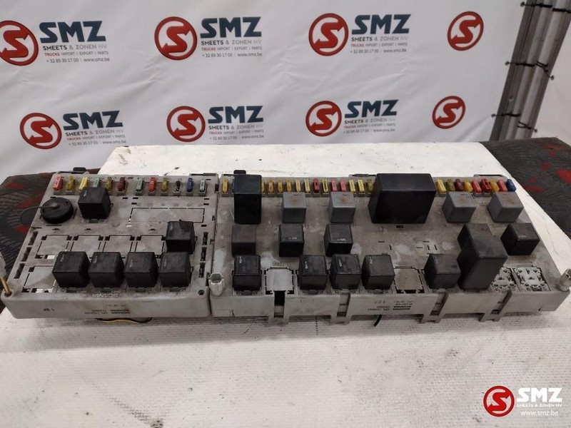 Scania Occ Zekeringskast Scania 4-serie - נתיך עבור משאית: תמונה 1 Scania Occ Zekeringskast Scania 4-serie - נתיך עבור משאית: תמונה 1