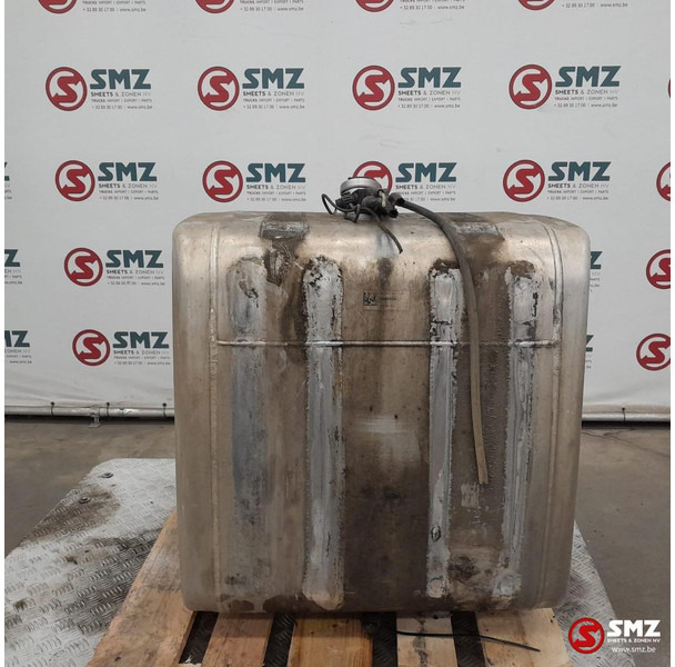 Scania Occ brandstoftank 320L Scania - מכל דלק עבור משאית: תמונה 2 Scania Occ brandstoftank 320L Scania - מכל דלק עבור משאית: תמונה 2