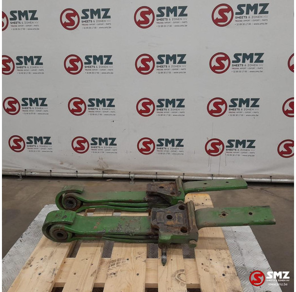 Scania Occ set van 2 bladveren stuuras / meeloopas Scania - מתלה פלדה עבור משאית: תמונה 2 Scania Occ set van 2 bladveren stuuras / meeloopas Scania - מתלה פלדה עבור משאית: תמונה 2