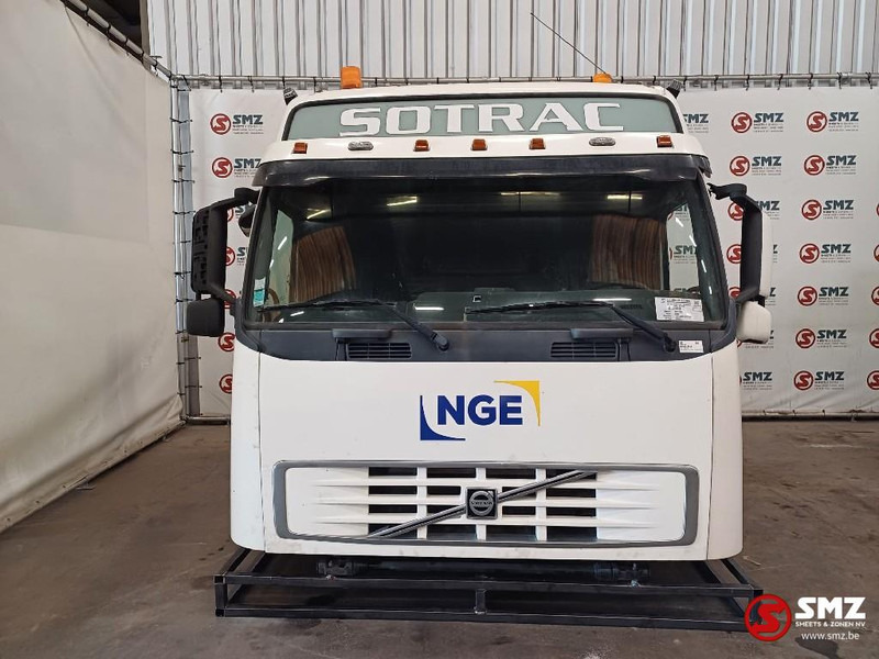 Volvo Occ Cabine Volvo FH2 Globetrotter L2H2 - תא ופנים הרכב עבור משאית: תמונה 1 Volvo Occ Cabine Volvo FH2 Globetrotter L2H2 - תא ופנים הרכב עבור משאית: תמונה 1