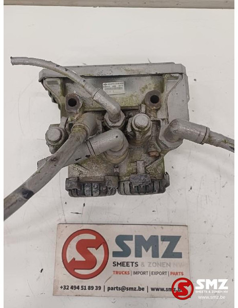 Volvo Occ EBS achterasmodulator Volvo - חלקי חילוף עבור משאית: תמונה 1 Volvo Occ EBS achterasmodulator Volvo - חלקי חילוף עבור משאית: תמונה 1