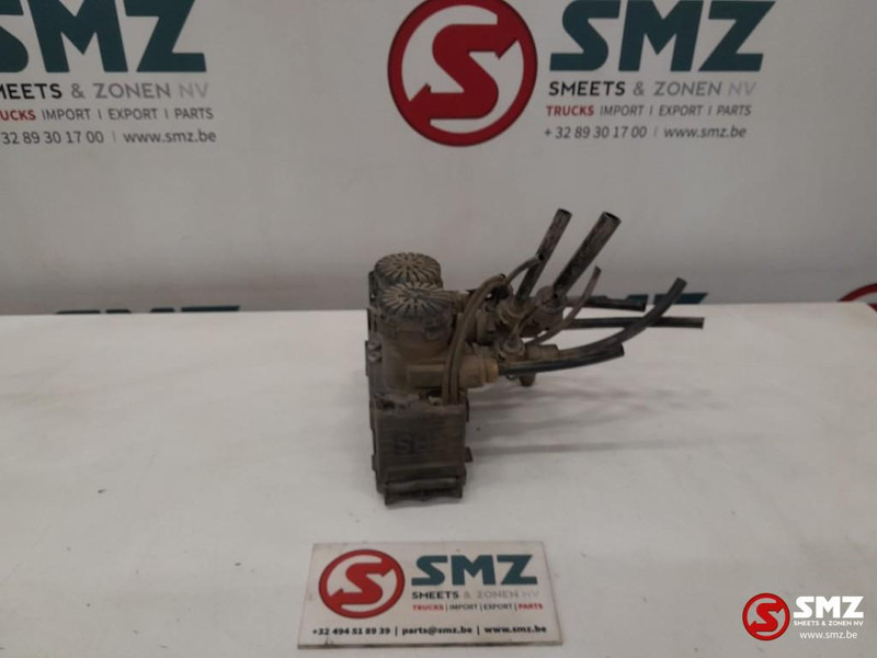 Volvo Occ EBS achterasmodulator Volvo - חלקי חילוף עבור משאית: תמונה 3 Volvo Occ EBS achterasmodulator Volvo - חלקי חילוף עבור משאית: תמונה 3