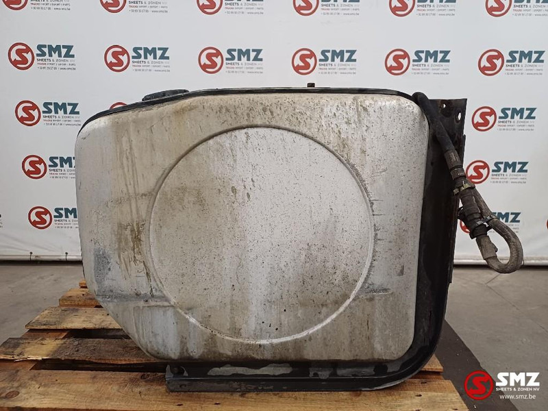 Volvo Occ brandstoftank 300L met steunen Volvo - מכל דלק עבור משאית: תמונה 3 Volvo Occ brandstoftank 300L met steunen Volvo - מכל דלק עבור משאית: תמונה 3