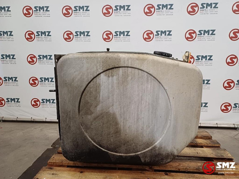 Volvo Occ brandstoftank 300L met steunen Volvo - מכל דלק עבור משאית: תמונה 4 Volvo Occ brandstoftank 300L met steunen Volvo - מכל דלק עבור משאית: תמונה 4