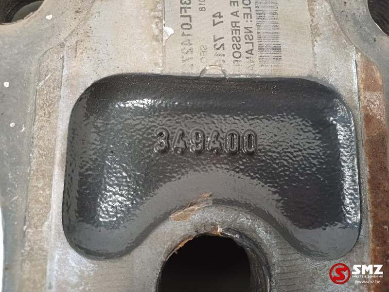 Volvo Occ schokdemperbeugel achteras linksonder Volvo - בולם זעזועים עבור משאית: תמונה 3 Volvo Occ schokdemperbeugel achteras linksonder Volvo - בולם זעזועים עבור משאית: תמונה 3