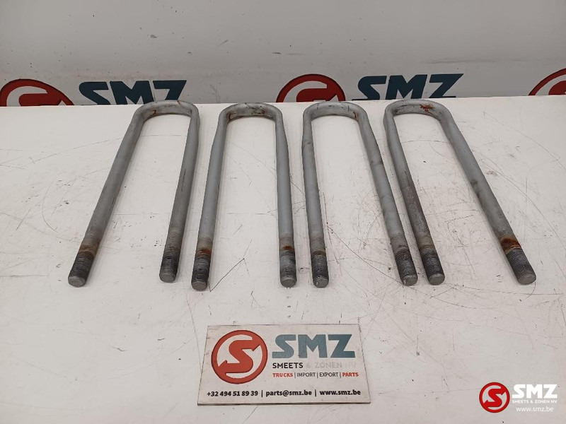 Volvo Occ set van 4 U-bouten aandrijfas Volvo - מסגרת/ שלדה עבור משאית: תמונה 1 Volvo Occ set van 4 U-bouten aandrijfas Volvo - מסגרת/ שלדה עבור משאית: תמונה 1