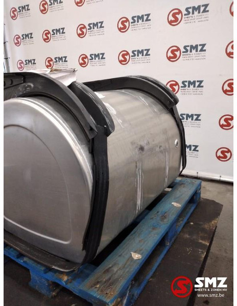 Volvo brandstoftank 405 L Volvo - מכל דלק עבור משאית: תמונה 2 Volvo brandstoftank 405 L Volvo - מכל דלק עבור משאית: תמונה 2