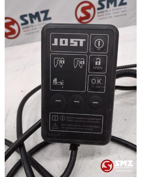 Jost Occ bediening koppelschotel Jost - מערכת חשמל עבור משאית: תמונה 1 Jost Occ bediening koppelschotel Jost - מערכת חשמל עבור משאית: תמונה 1