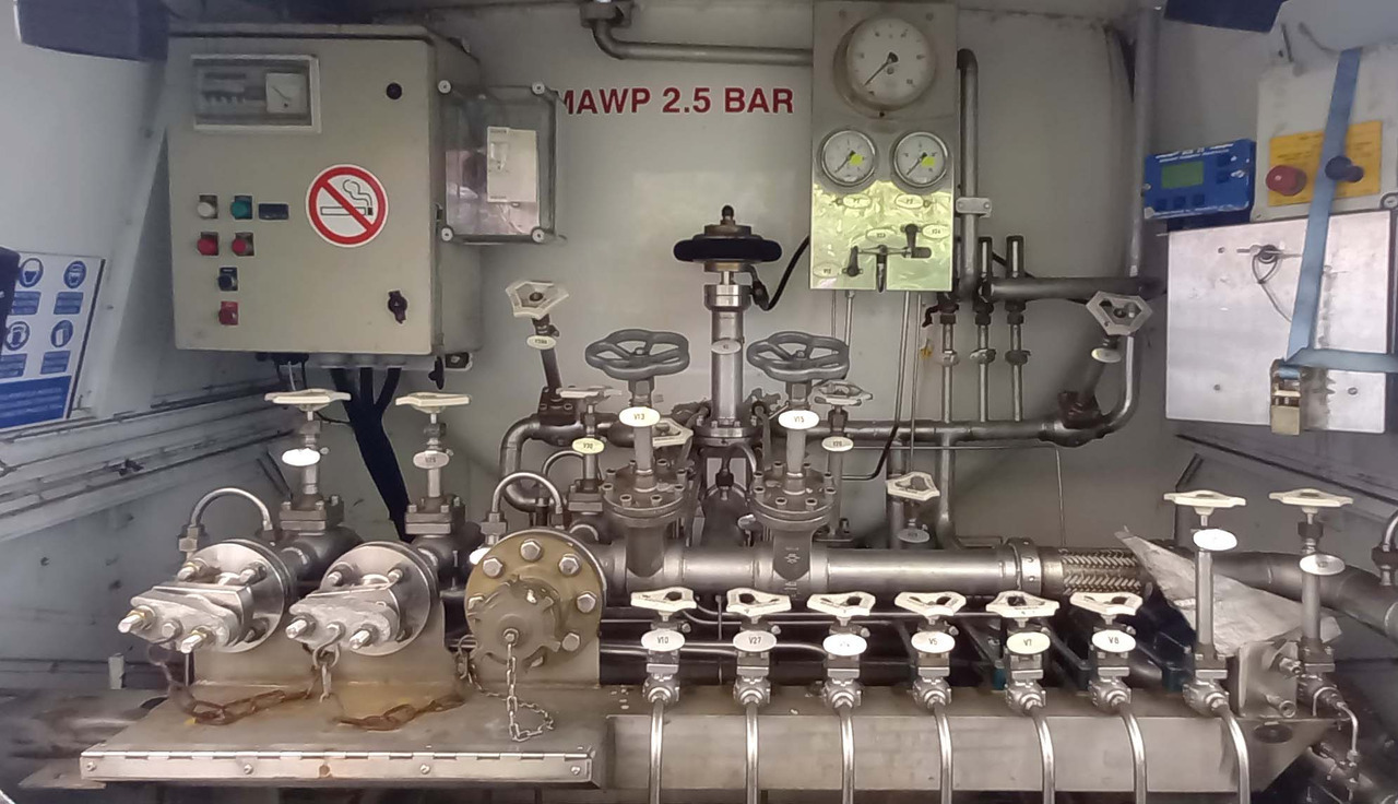 CRYOLOR Gas tank semi-trailer cryogenic used for nitrogen, argon, oxygen, LIN, LOX, LAR. - סמיטריילר מכל: תמונה 5 CRYOLOR Gas tank semi-trailer cryogenic used for nitrogen, argon, oxygen, LIN, LOX, LAR. - סמיטריילר מכל: תמונה 5