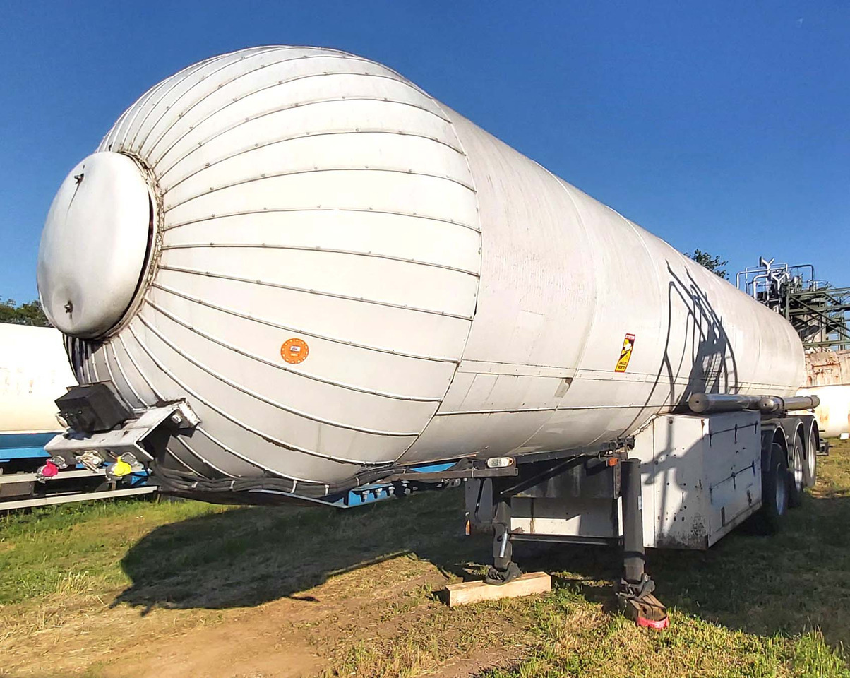 ROBINE Gas tank semi-trailer used for CO2, Carbon dioxide - סמיטריילר מכל: תמונה 2 ROBINE Gas tank semi-trailer used for CO2, Carbon dioxide - סמיטריילר מכל: תמונה 2