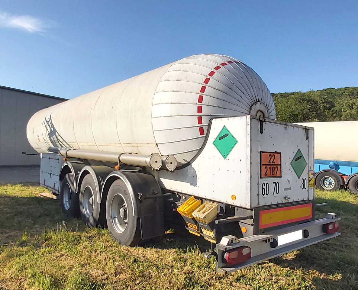 ROBINE Gas tank semi-trailer used for CO2, Carbon dioxide - סמיטריילר מכל: תמונה 4 ROBINE Gas tank semi-trailer used for CO2, Carbon dioxide - סמיטריילר מכל: תמונה 4
