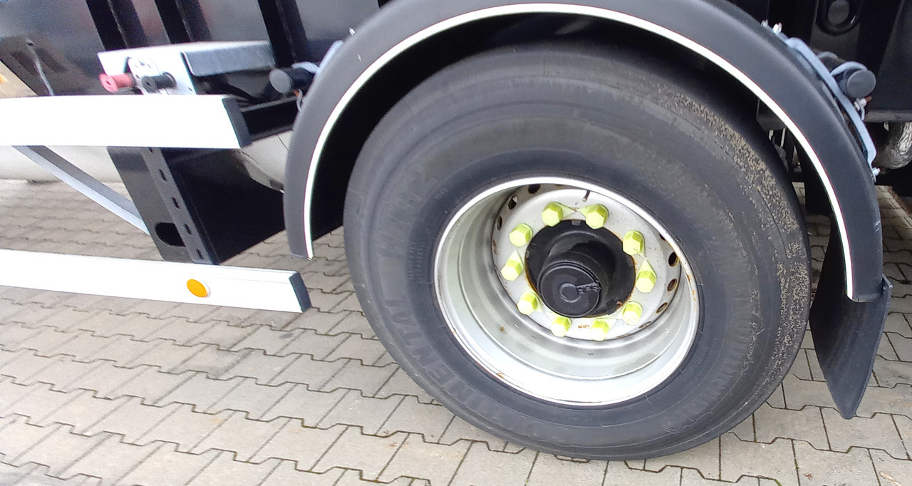 Schwingenschlögel Gas tank semi-trailer used for LNG/CNG mobile filling station Methan Gas Cryogenic - סמיטריילר מכל: תמונה 5 Schwingenschlögel Gas tank semi-trailer used for LNG/CNG mobile filling station Methan Gas Cryogenic - סמיטריילר מכל: תמונה 5