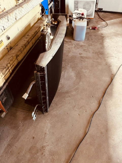 Carrier Condensor vector 1800/1850 - חלקי חילוף עבור משאית: תמונה 4 Carrier Condensor vector 1800/1850 - חלקי חילוף עבור משאית: תמונה 4