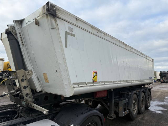 Diversen Aluminium Bak stalen chassis 28 cub - סמיטריילר עם מזהיר: תמונה 3 Diversen Aluminium Bak stalen chassis 28 cub - סמיטריילר עם מזהיר: תמונה 3