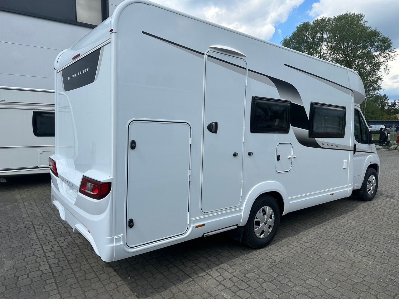 Hobby Optima T65 HKM Ontour 2024 - רכב ממונע חצי-משולב: תמונה 3 Hobby Optima T65 HKM Ontour 2024 - רכב ממונע חצי-משולב: תמונה 3