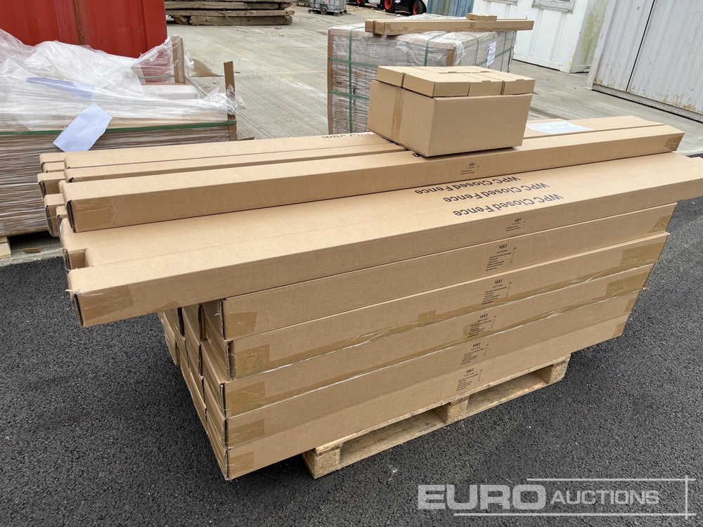 ציוד בנייה 1.8m Wide Anthracite Grey Composite Fence Panels (25 of), 2.45m Black Aluminium Posts (26 of), Complete With Assembly Kit: תמונה 8