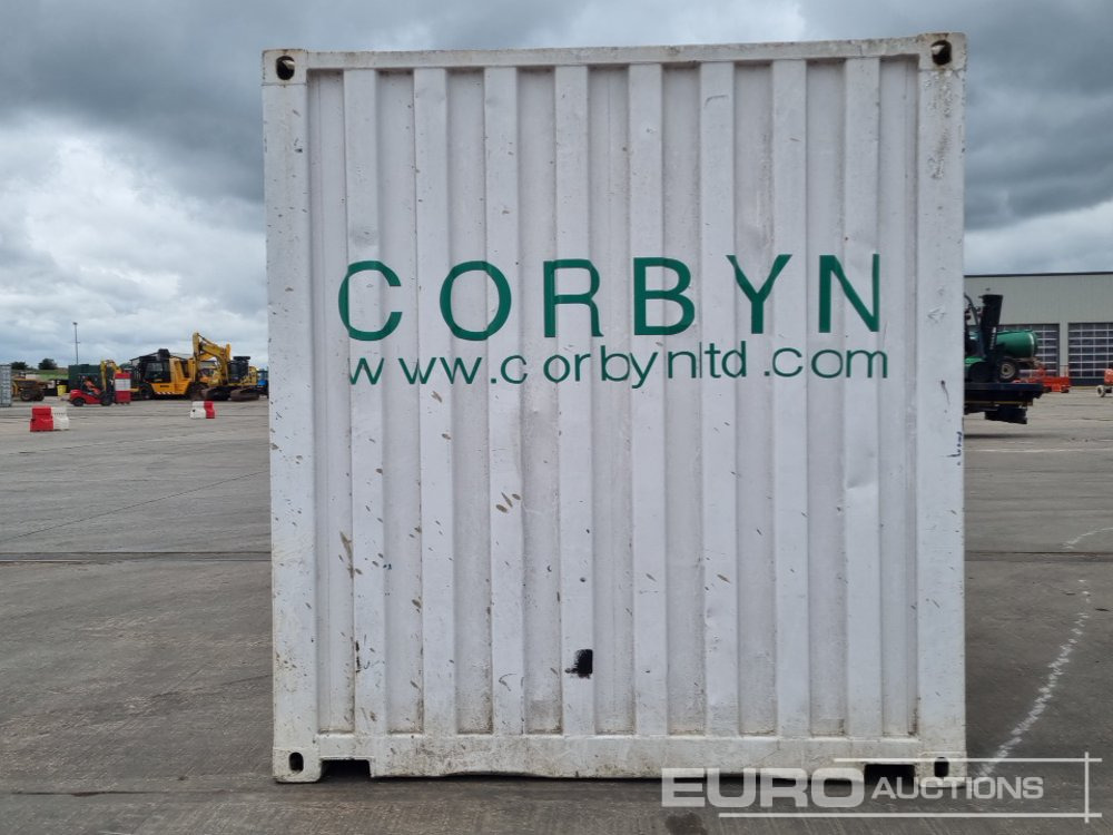 10' x 8' Container & Contents - מכולת משלוח: תמונה 5 10' x 8' Container & Contents - מכולת משלוח: תמונה 5