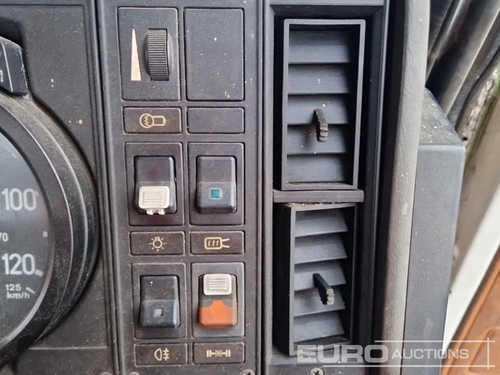 משאית צד נופל/ שטוחה 1983 Scania 82M: תמונה 28