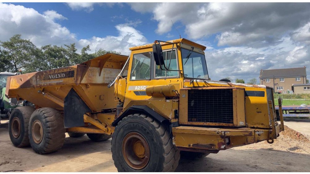 2000 Volvo A25C - מסיר פסולת מפרקי: תמונה 2 2000 Volvo A25C - מסיר פסולת מפרקי: תמונה 2