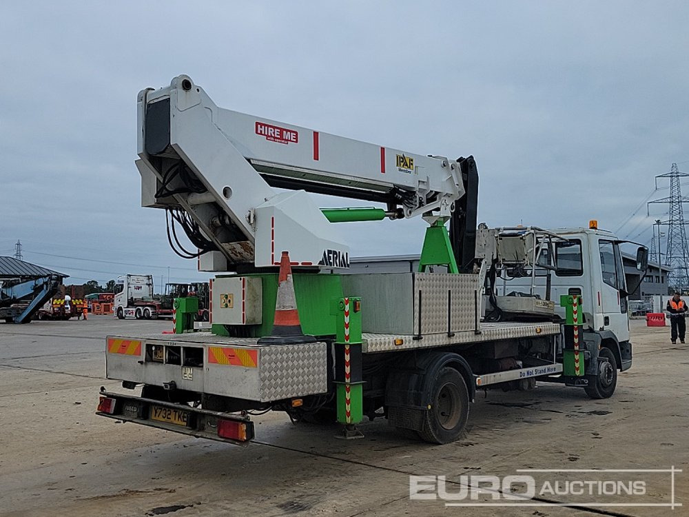 2001 Iveco CRG75E15 - פלטפורמה אווירית מותקנת על משאית: תמונה 5 2001 Iveco CRG75E15 - פלטפורמה אווירית מותקנת על משאית: תמונה 5
