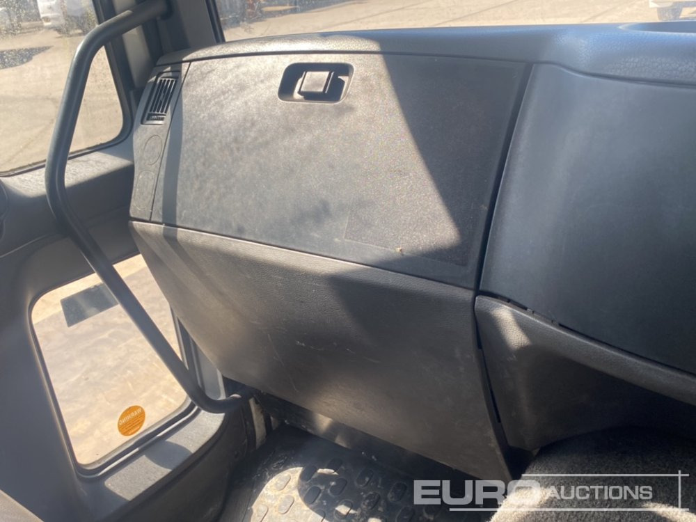 משאית מכל 2002 Volvo FL6 18: תמונה 27