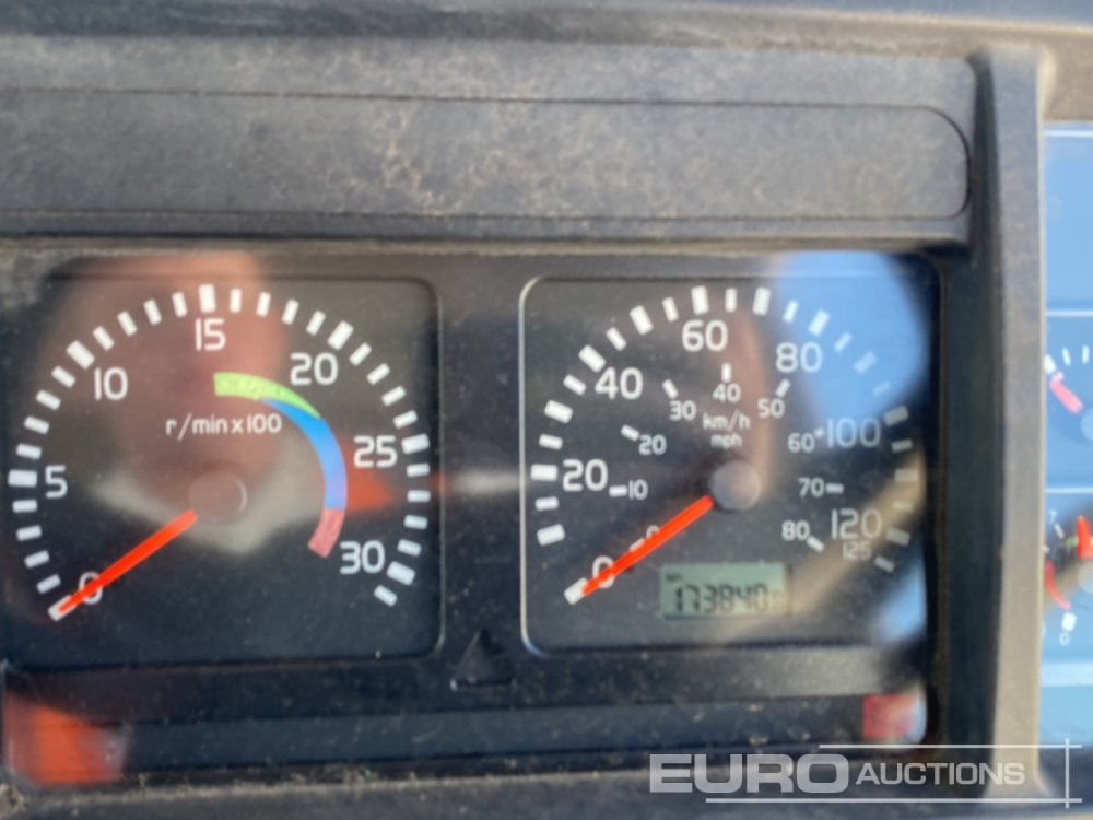 משאית מכל 2002 Volvo FL6 18: תמונה 32