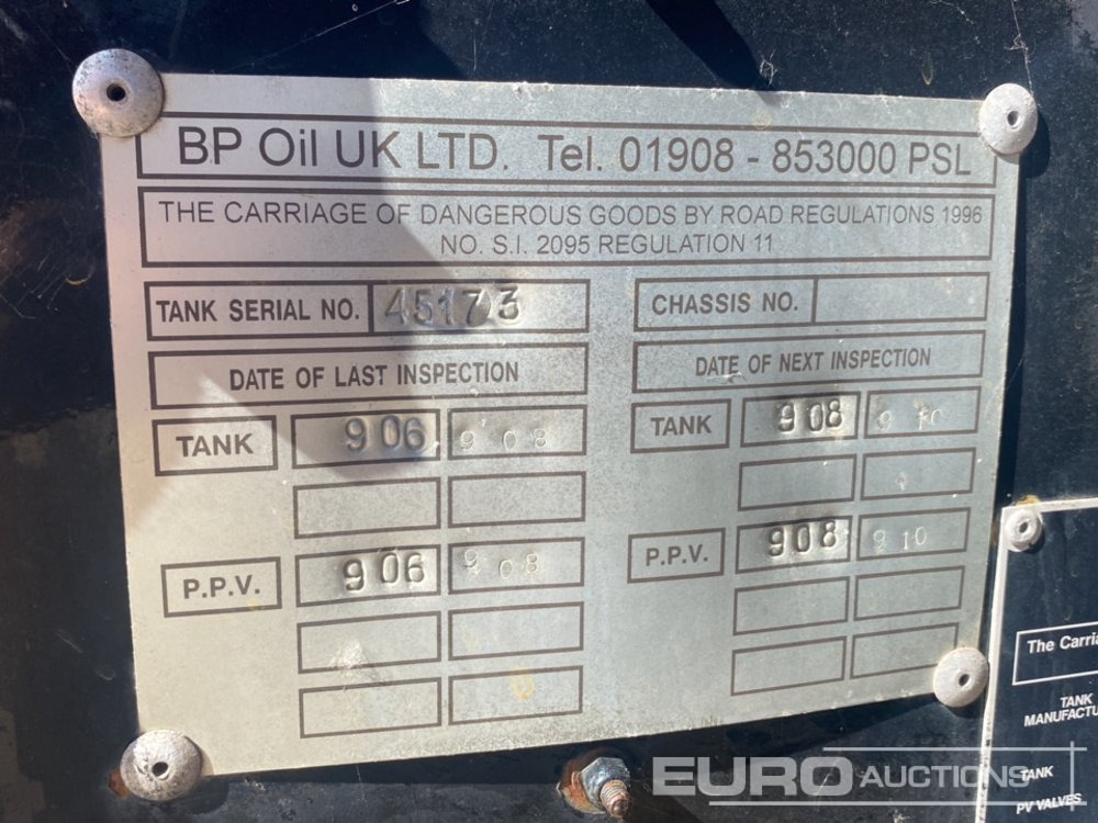 משאית מכל 2002 Volvo FL6 18: תמונה 35