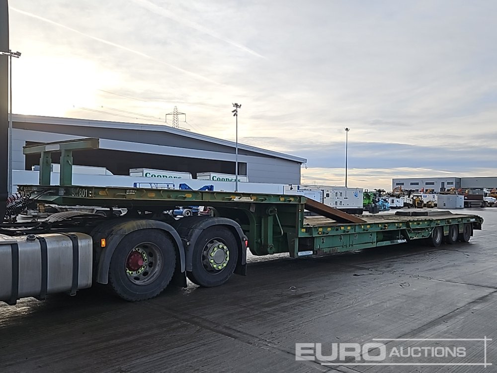 2003 SM TRAILERS Tri Axle Extendable Stepframe Low Loader Trailer, Neck Ramps, Wheel Wells, Steel Ramps - סמיטריילר עם מטען נמוך: תמונה 1 2003 SM TRAILERS Tri Axle Extendable Stepframe Low Loader Trailer, Neck Ramps, Wheel Wells, Steel Ramps - סמיטריילר עם מטען נמוך: תמונה 1