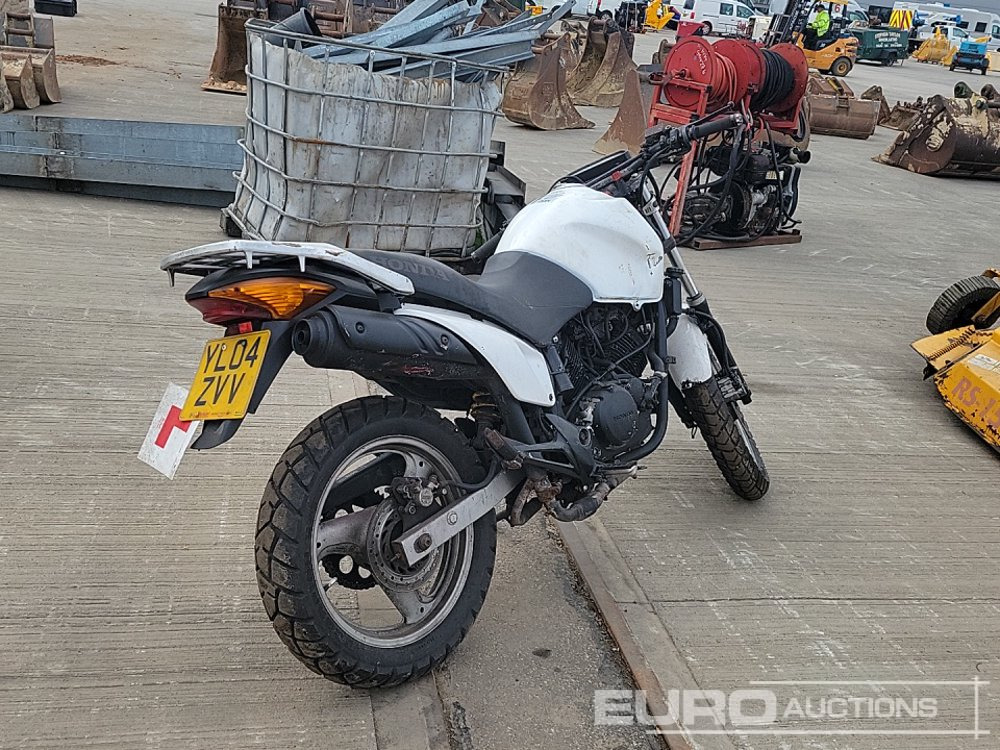 2004 Honda XL125 - אופנוע: תמונה 5 2004 Honda XL125 - אופנוע: תמונה 5