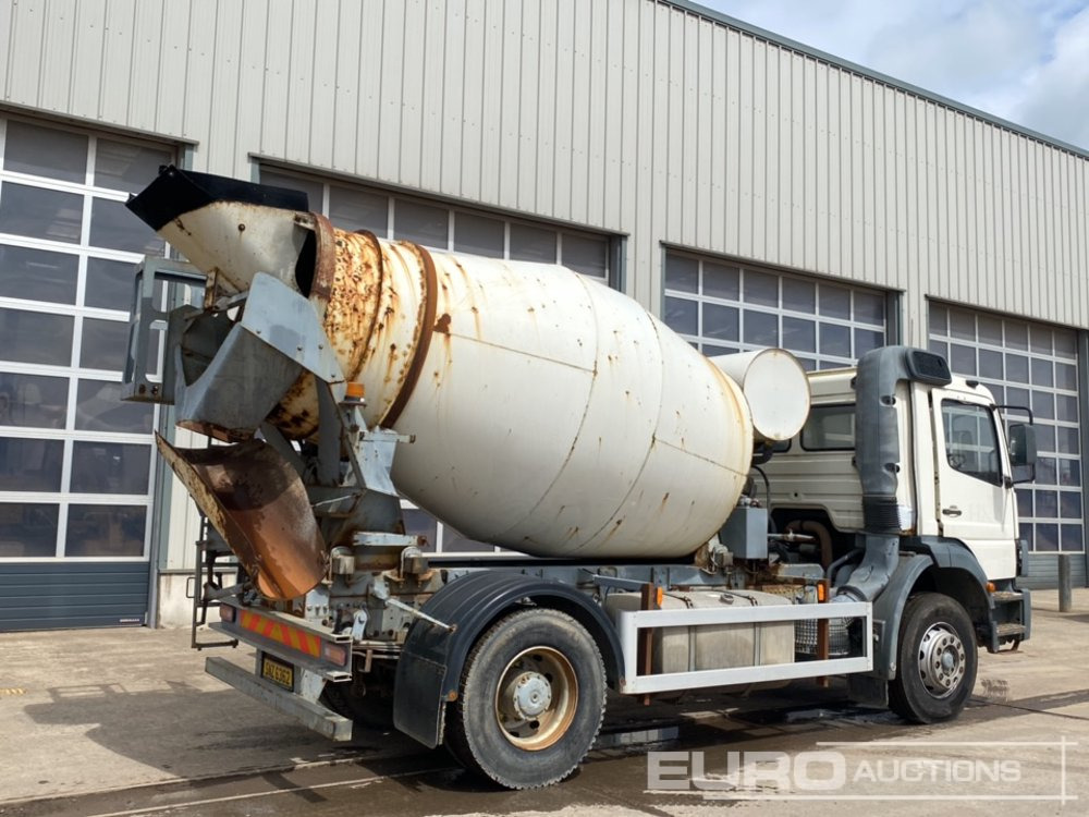 2004 Mercedes 4x2 Cement Mixer Lorry, Manual Gearbox, Hymix Equipment - משאית מערבלת בטון: תמונה 5 2004 Mercedes 4x2 Cement Mixer Lorry, Manual Gearbox, Hymix Equipment - משאית מערבלת בטון: תמונה 5