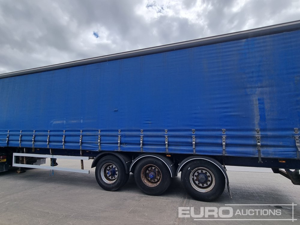 2004 SDC Trailer Tri Axle Curtainsider Trailer - סמיטריילר עם וילונות צד: תמונה 2 2004 SDC Trailer Tri Axle Curtainsider Trailer - סמיטריילר עם וילונות צד: תמונה 2