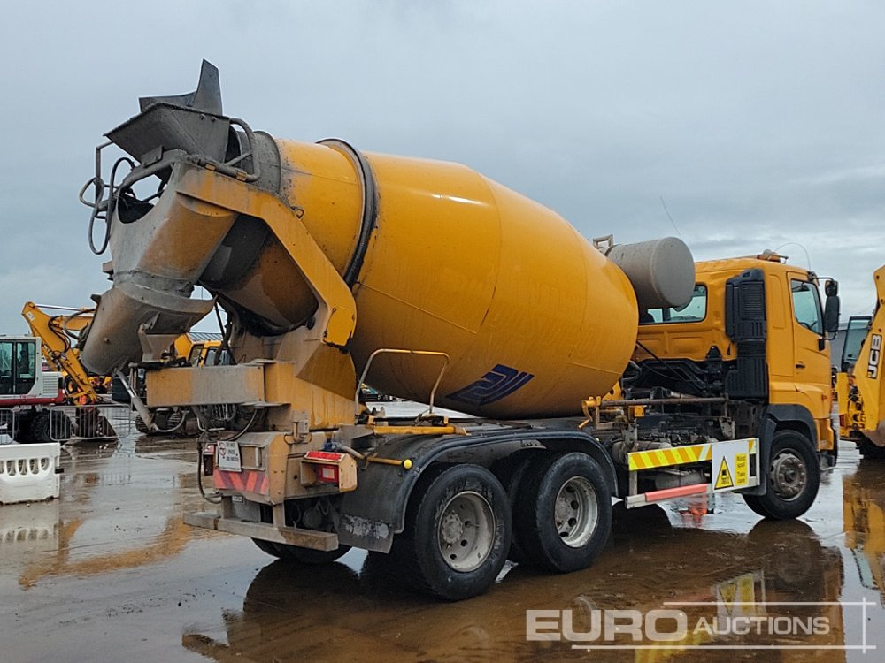 2005 Hino FM700 - משאית מערבלת בטון: תמונה 5 2005 Hino FM700 - משאית מערבלת בטון: תמונה 5
