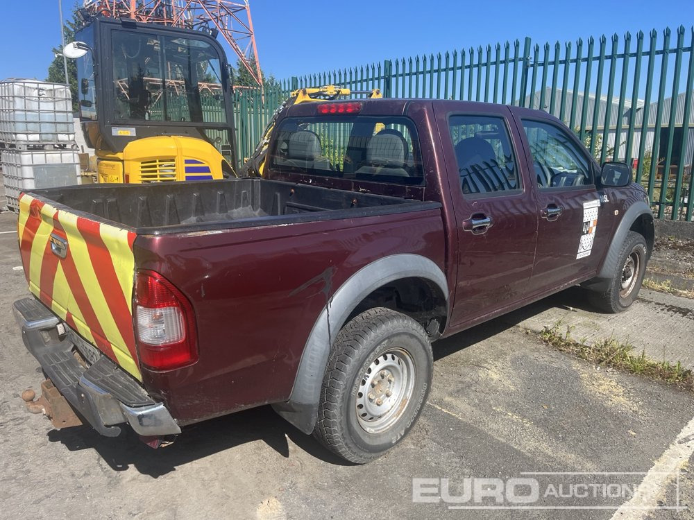 2005 Isuzu Dmax - טנדר: תמונה 4 2005 Isuzu Dmax - טנדר: תמונה 4