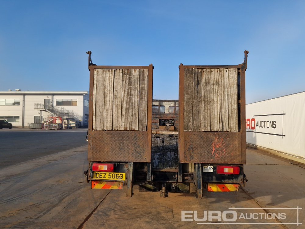 2005 Volvo FL220 - משאית צד נופל/ שטוחה: תמונה 4 2005 Volvo FL220 - משאית צד נופל/ שטוחה: תמונה 4