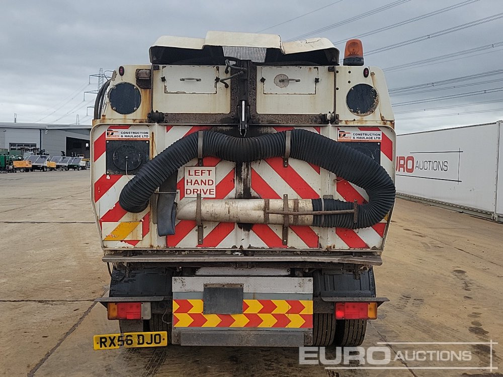 2006 Iveco ML75E17S - מטאטא כבישים: תמונה 4 2006 Iveco ML75E17S - מטאטא כבישים: תמונה 4