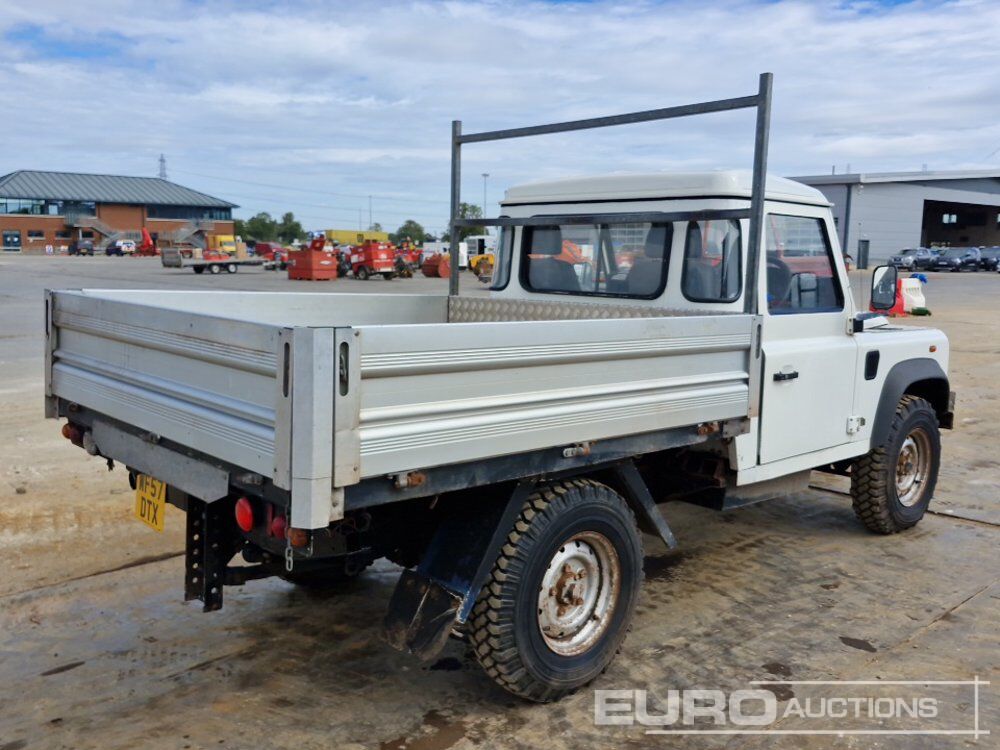 2007 Land Rover Defender - טנדר: תמונה 5 2007 Land Rover Defender - טנדר: תמונה 5