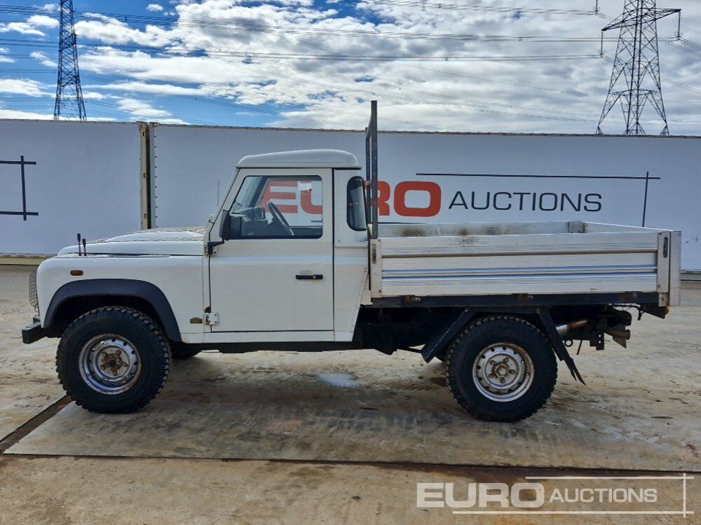 2007 Land Rover Defender - טנדר: תמונה 2 2007 Land Rover Defender - טנדר: תמונה 2