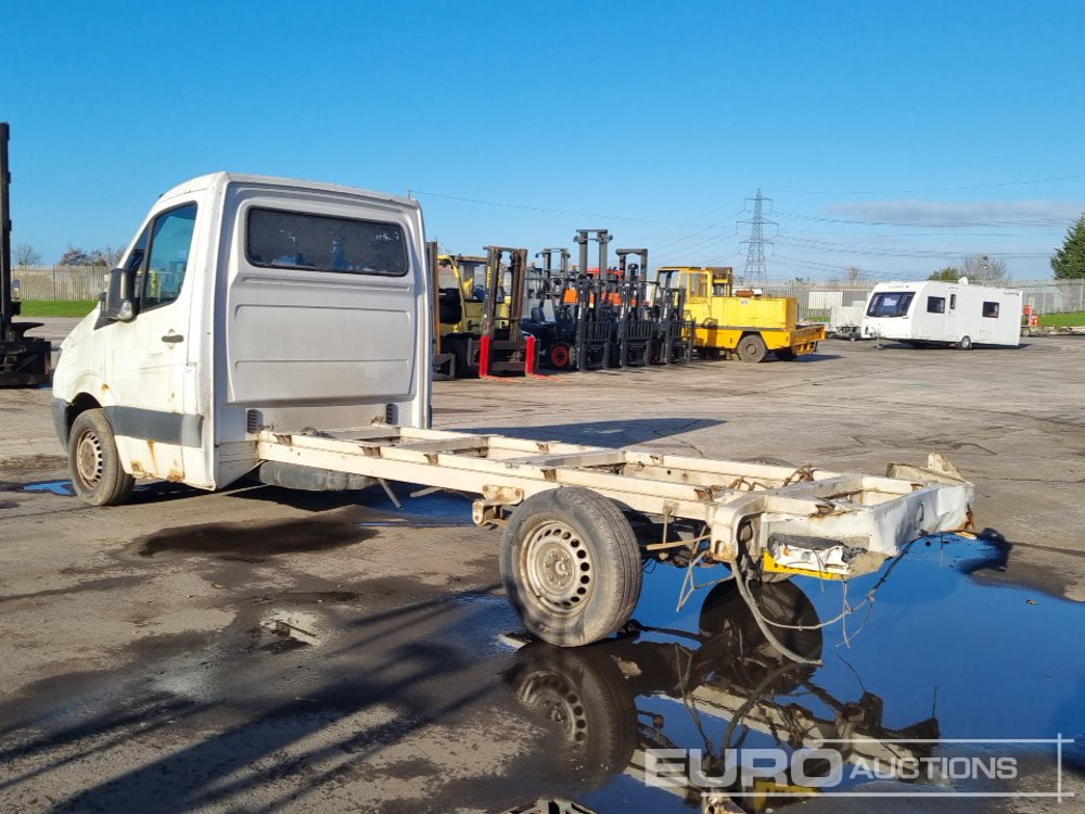 2007 Mercedes 4x2 Chassis Cab (Non Runner) - מכונות אחרות: תמונה 3 2007 Mercedes 4x2 Chassis Cab (Non Runner) - מכונות אחרות: תמונה 3