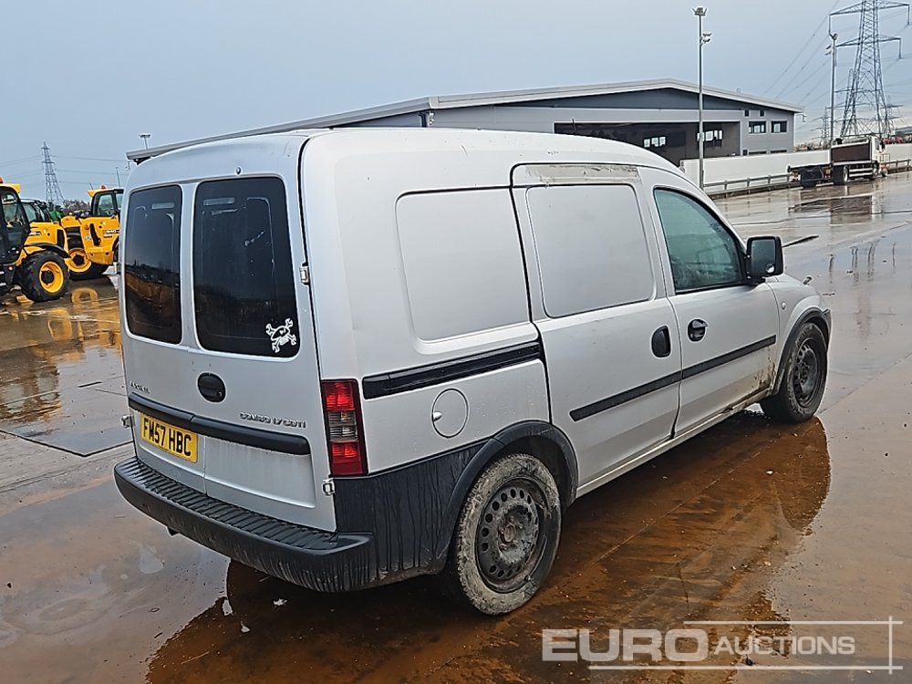 2008 Vauxhall Combo - כלי רכב מסחרי: תמונה 5 2008 Vauxhall Combo - כלי רכב מסחרי: תמונה 5