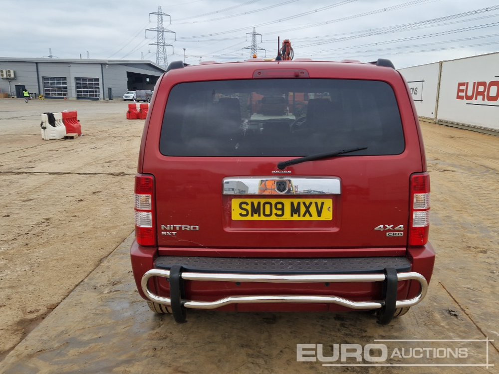 2009 Dodge Nitro - SUV: תמונה 4 2009 Dodge Nitro - SUV: תמונה 4