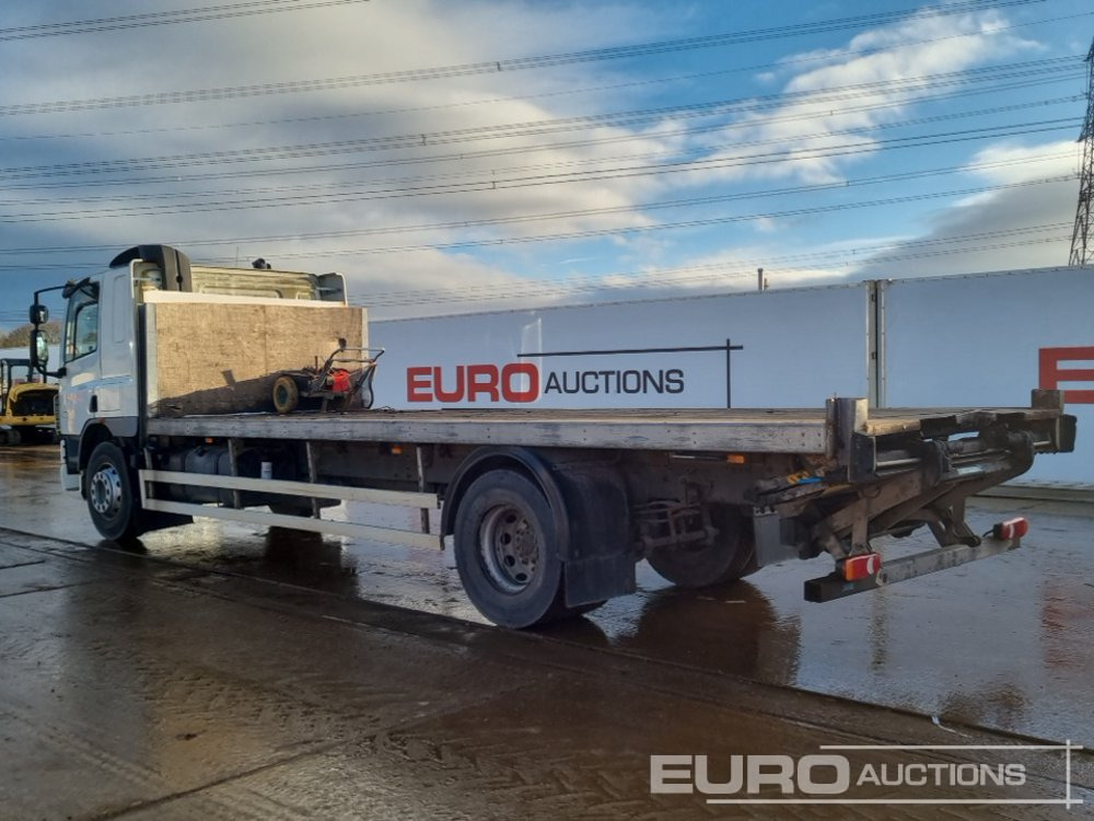 2010 DAF CF65.250 - משאית צד נופל/ שטוחה: תמונה 3 2010 DAF CF65.250 - משאית צד נופל/ שטוחה: תמונה 3