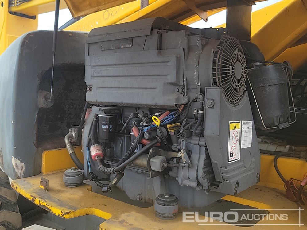 פלטפורמה אווירית 2010 Haulotte HA260PX: תמונה 39
