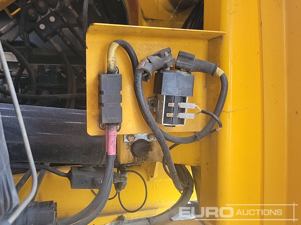 פלטפורמה אווירית 2010 Haulotte HA260PX: תמונה 40